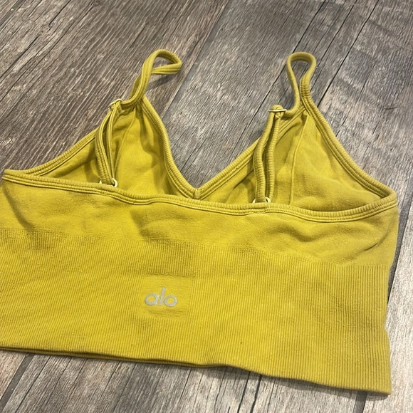 ALO Yoga Bralette - Picture 3 of 3